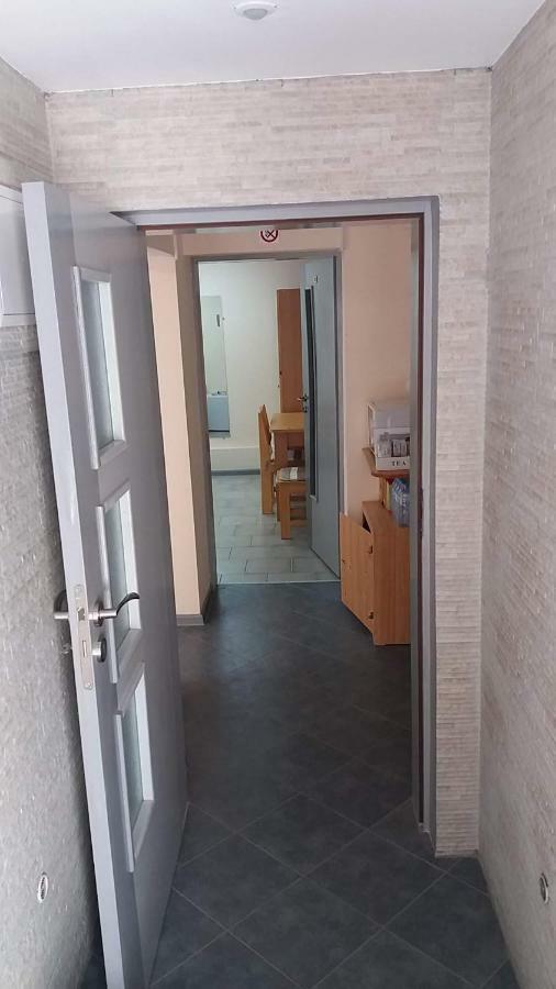 Нощувки Ботеви Sumen Kültér fotó
